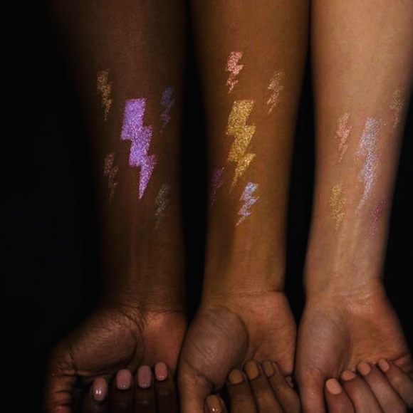 🎊HP🎊New Kat Von D Metal Crush Extreme Highlighter - Picture 13 of 16